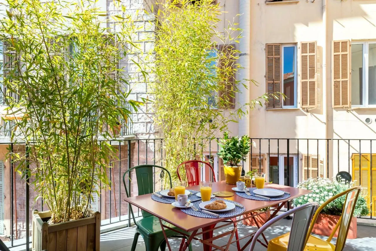 L'Abeille - Boutique Apartments Nice