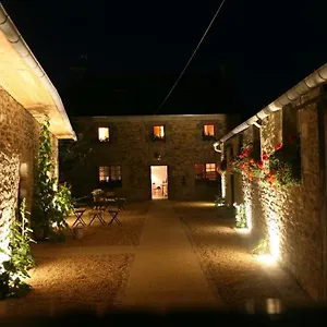 Vakantiehuis Les D'hellen 2
