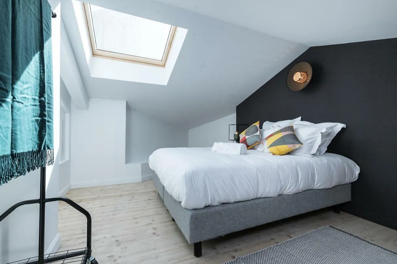 L'Abeille - Boutique Apartments Nice Hotel