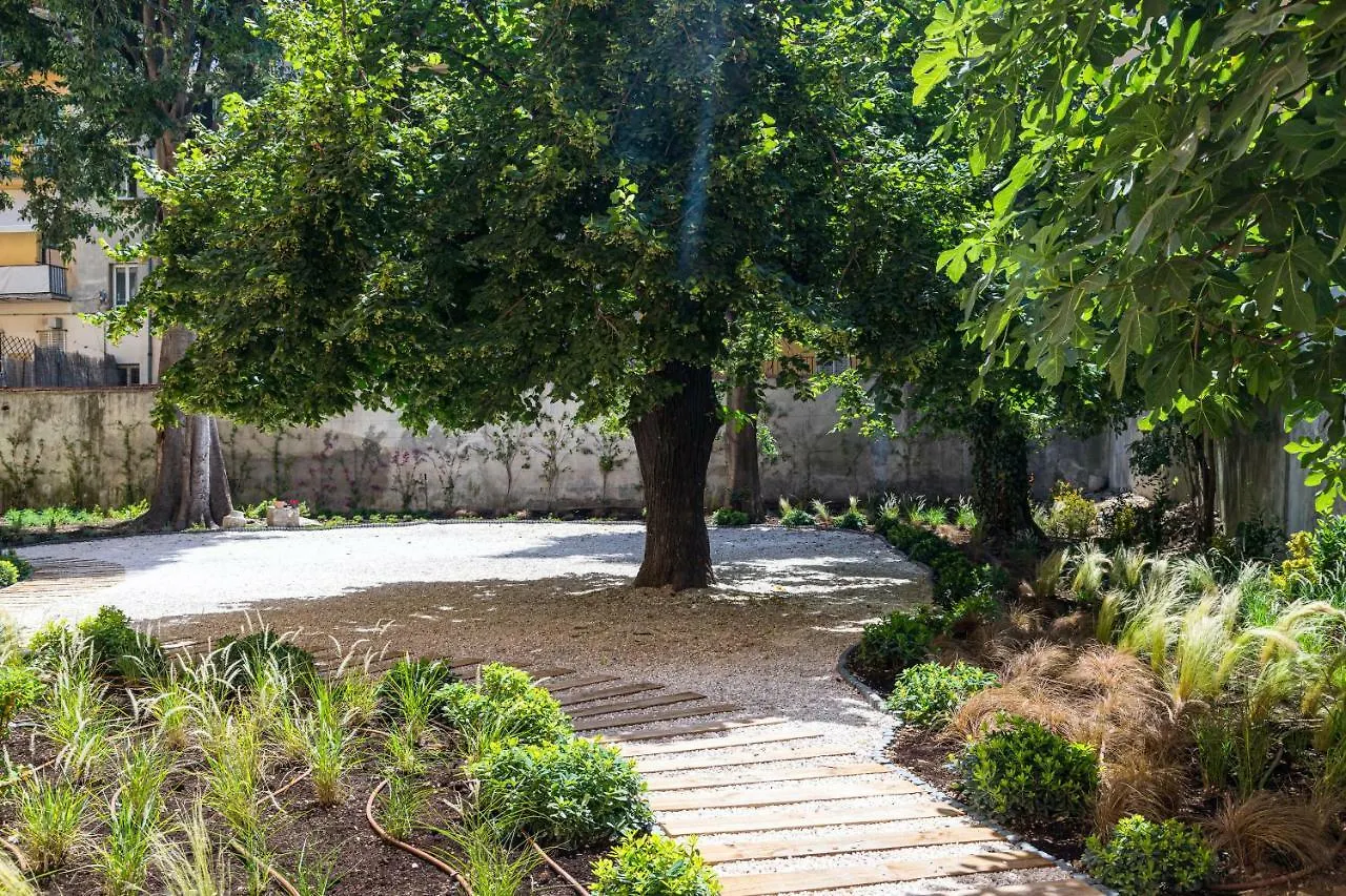 Hotel L'Abeille - Boutique Apartments Nice